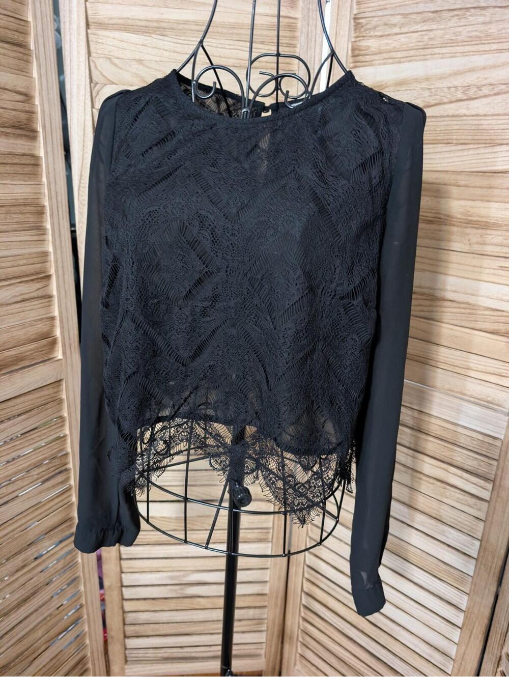 Women's‎ Chloe K Black Sleeveless Lace Sheer Blouse Size Large